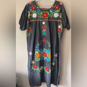 Hand embroidered vintage mexican dress